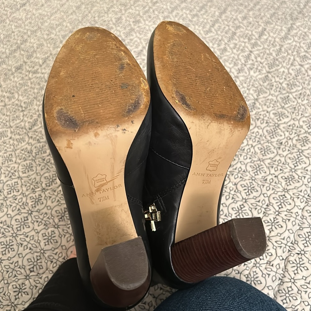 Ann Taylor ankle boots - Picture 6 of 6